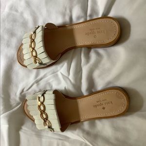 They are size 10 but fits more like a 10 1/2.